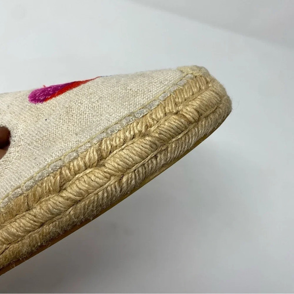 Soludos x Anthropologie rainbow heart espadrilles size 8 slip on embroidered - Picture 9 of 9